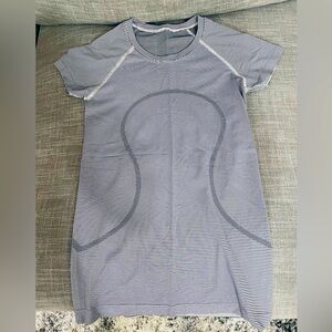 Lululemon Swiftly Tech Short Sleeve, size 6, EUC